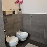 Towarowa Orange Apartment, Free Parking, Air-conditioning, Self Check-in 24h Poznan