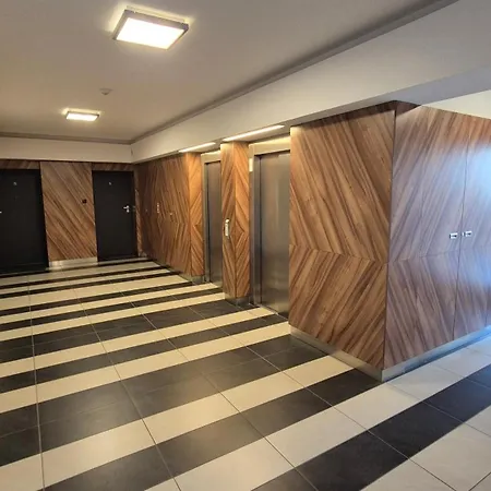 Apartament Towarowa Orange Apartment, Free Parking, Air-conditioning, Self Check-in 24h