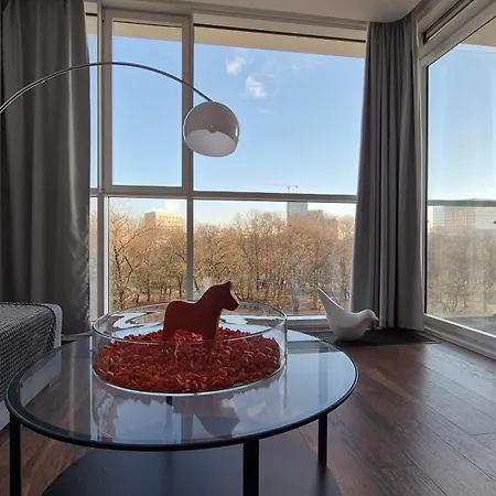 Towarowa Orange Apartment, Free Parking, Air-conditioning, Self Check-in 24h شقة