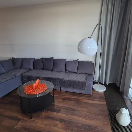 شقة Towarowa Orange Apartment, Free Parking, Air-conditioning, Self Check-in 24h بوزنان