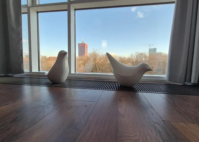 شقة Towarowa Orange Apartment, Free Parking, Air-conditioning, Self Check-in 24h *