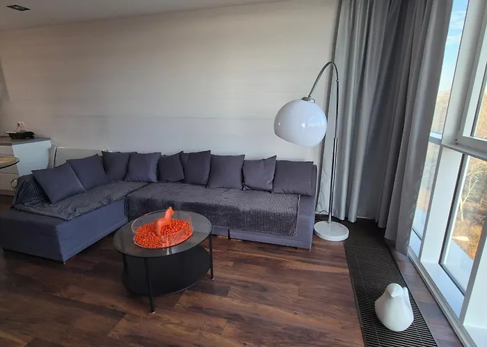 شقة Towarowa Orange Apartment, Free Parking, Air-conditioning, Self Check-in 24h بوزنان